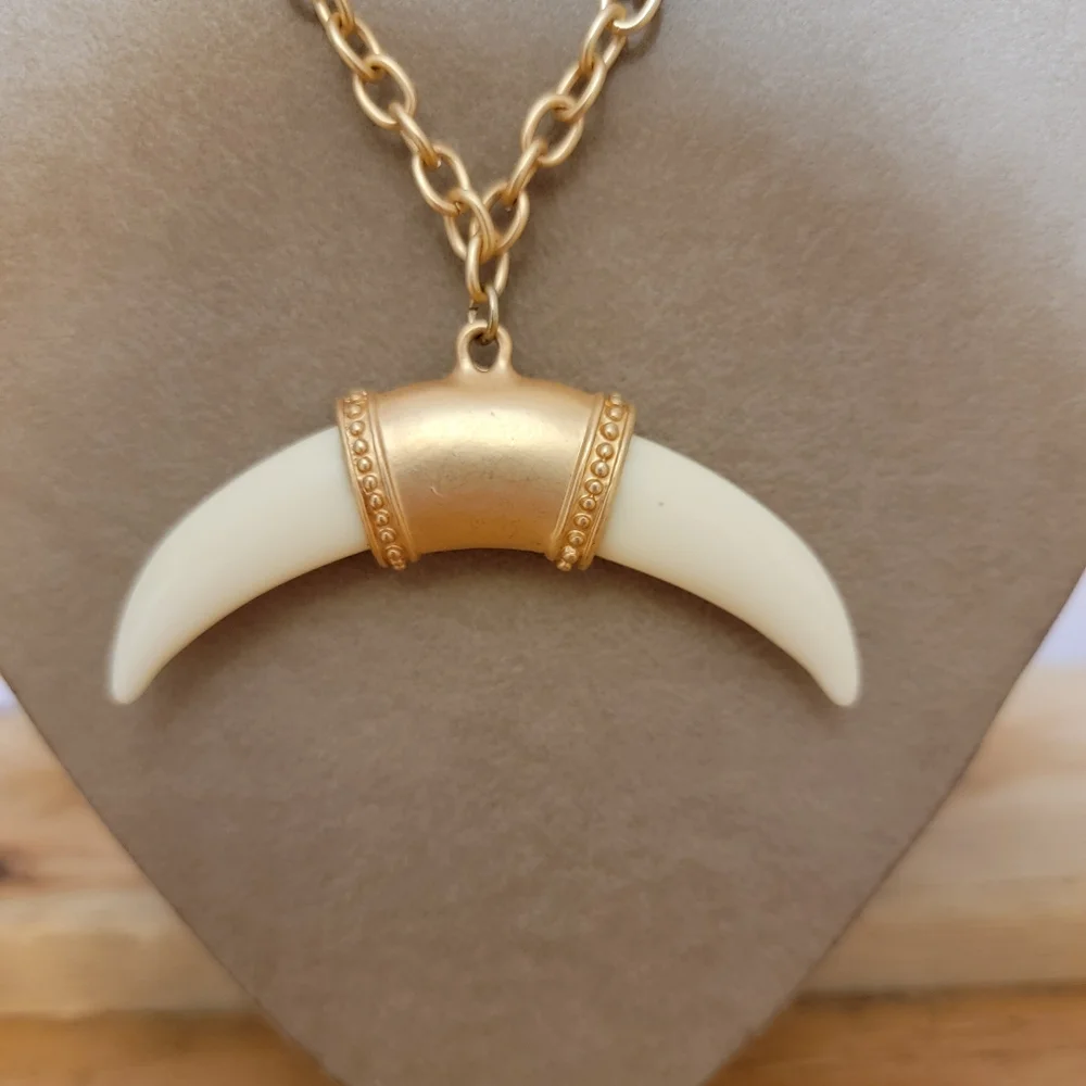 Plunder Blakely Gold Long Chain‎ Horn Necklace Comes With Box